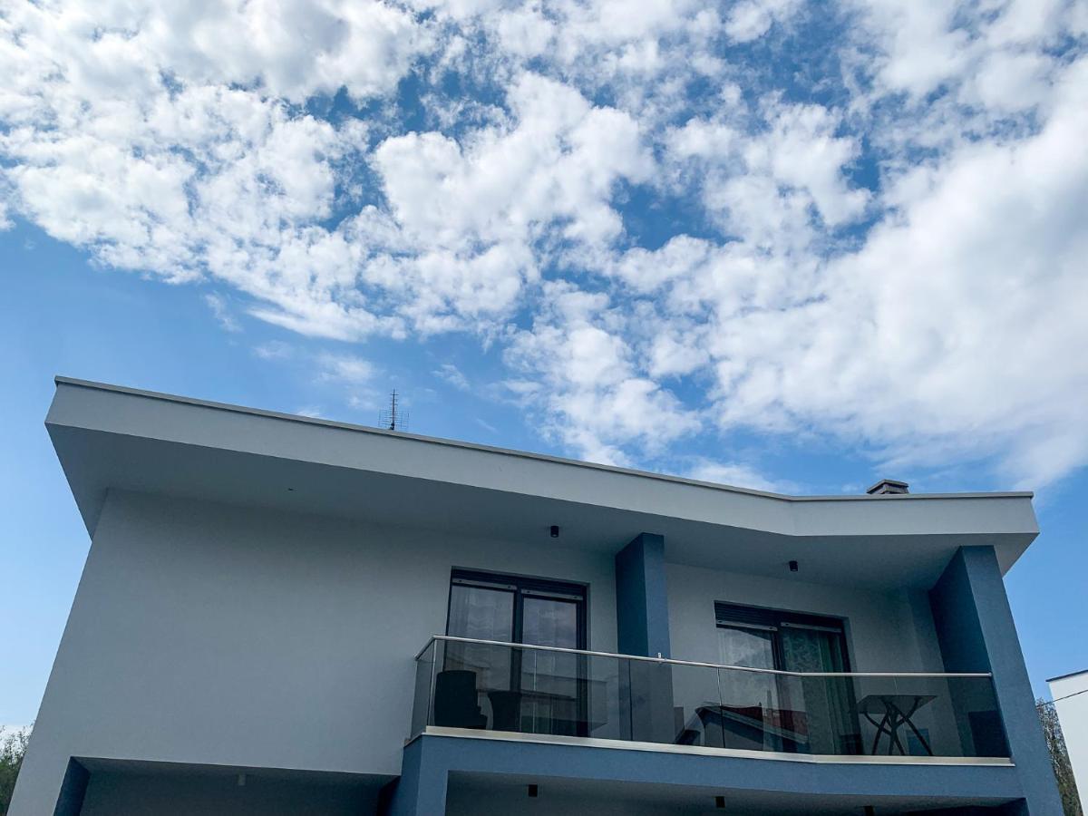 Sunny Adriatic Apartment Porec Exterior photo